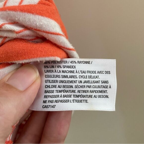 2 Liz Lange maternity shirts bundle // size Medium‎ - Picture 12 of 16